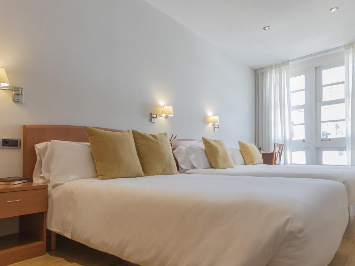 Hostal Alba Lugo Exteriör bild