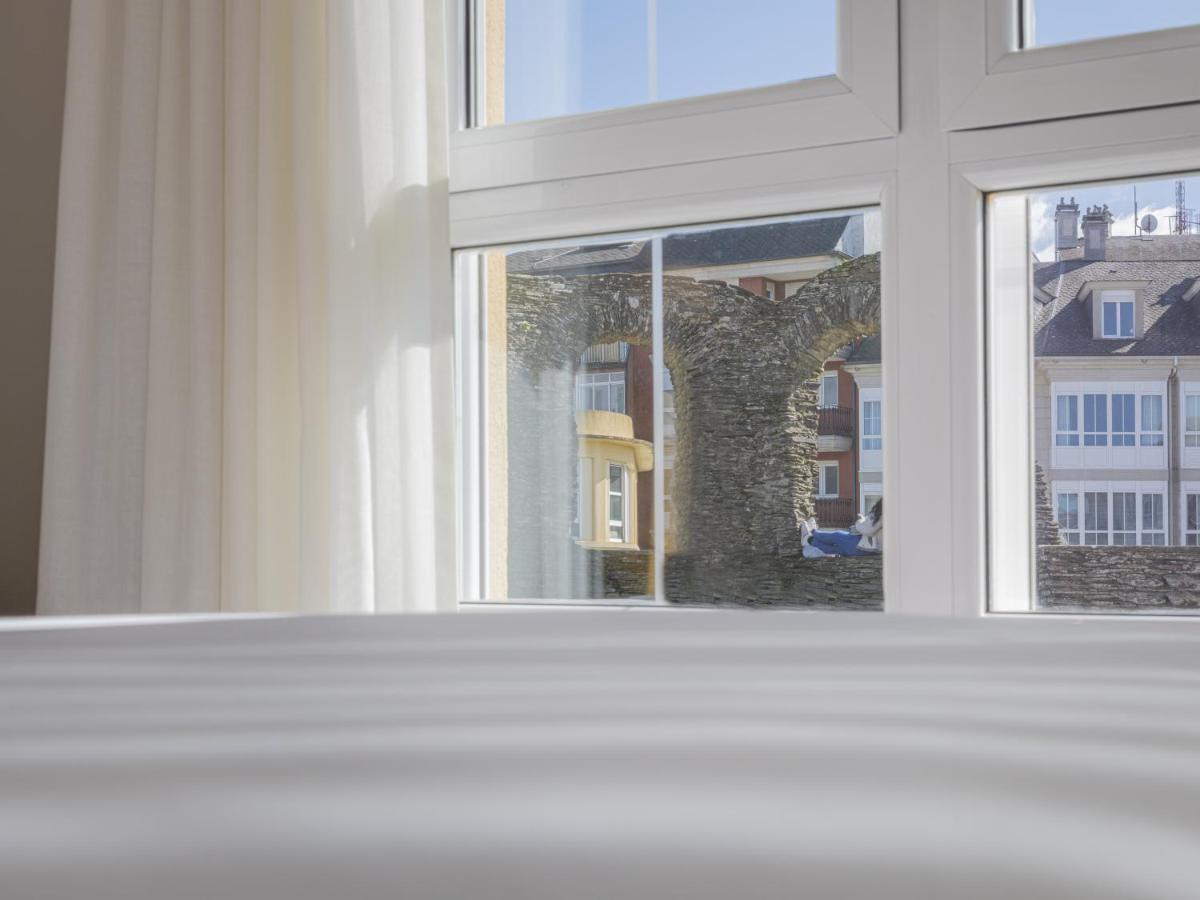 Hostal Alba Lugo Exteriör bild