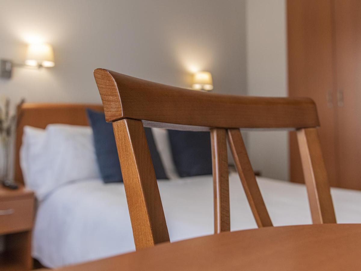 Hostal Alba Lugo Exteriör bild